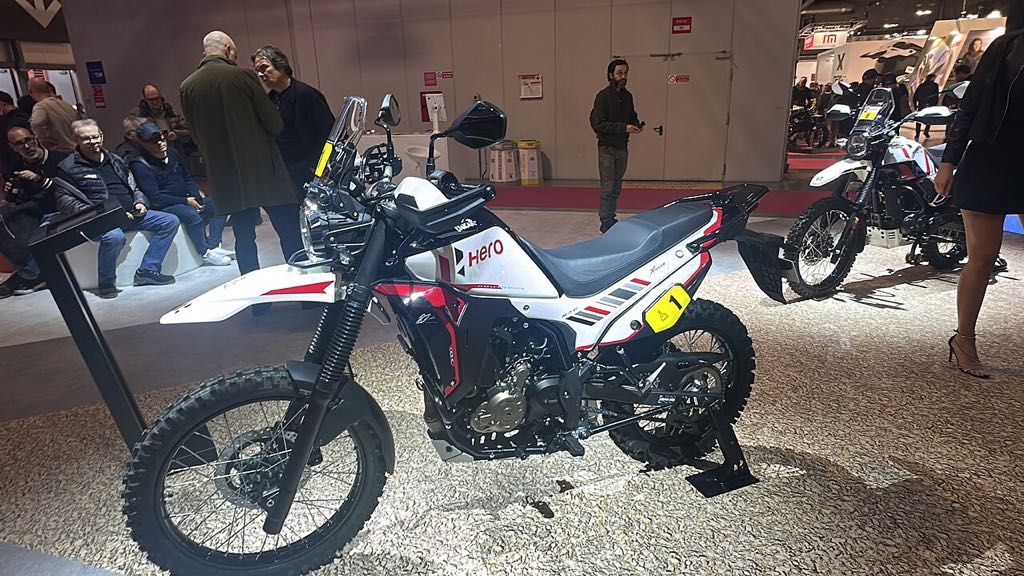 Hero XPulse 200 4V photo