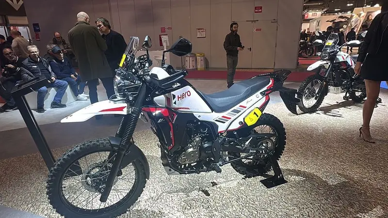 Hero XPulse 200 4V photo