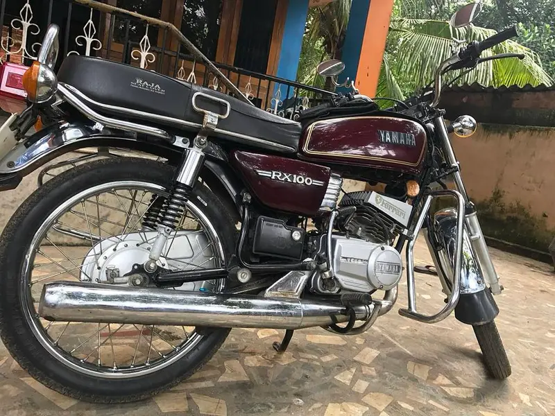Yamaha RX100 photo